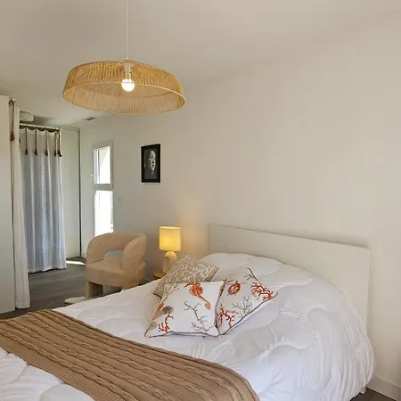 Unique En Front De Mer! Astrea Et Sa Piscine