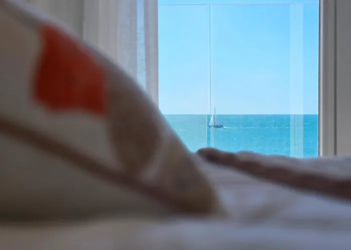 Unique En Front De Mer! Astrea Et Sa Piscine