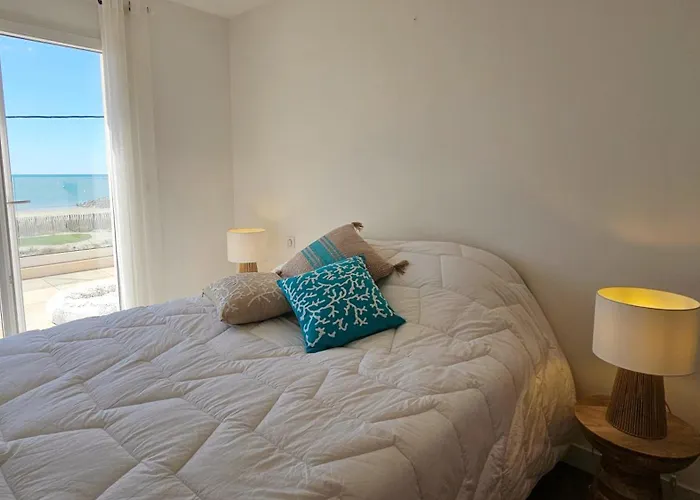 Unique En Front De Mer! Astrea Et Sa Piscine Вилла Фронтиньян