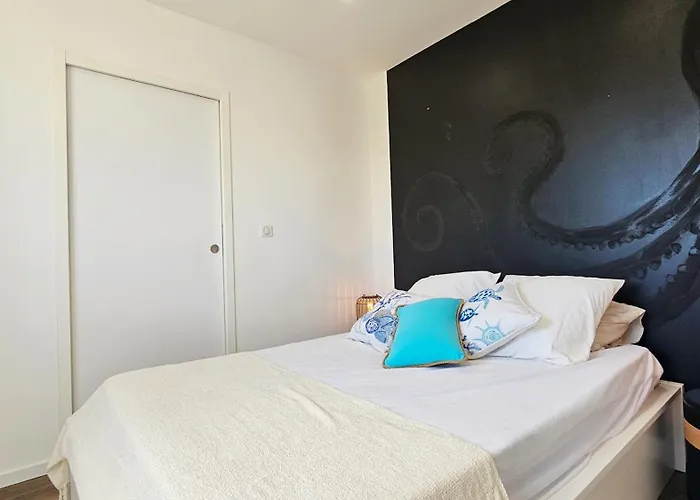 Unique En Front De Mer! Astrea Et Sa Piscine Фронтиньян